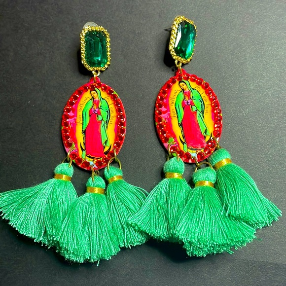 Jewelry - Earrings 🤩
